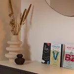 Pura