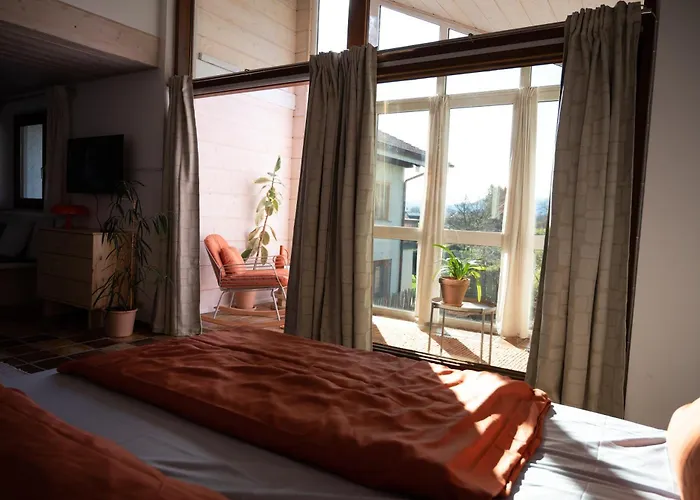 Pura Apartment *